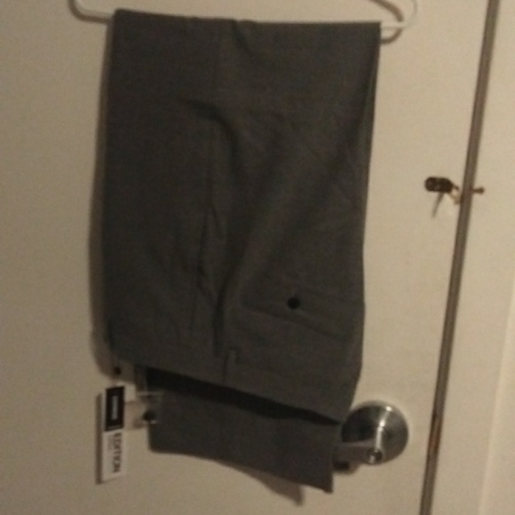 EXPRESS Men's Suit - Picture 3 of 4